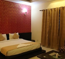 Classic Double Room